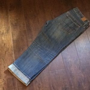 American Eagle Boy Fit Crops